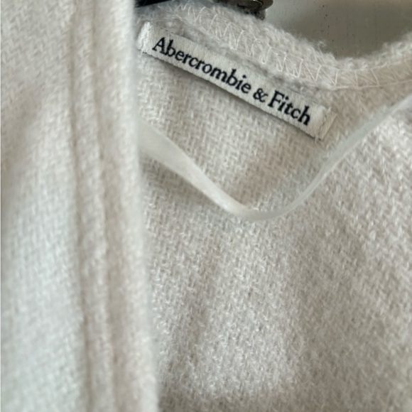 Abercrombie & Fitch Poncho Cape - Picture 5 of 5